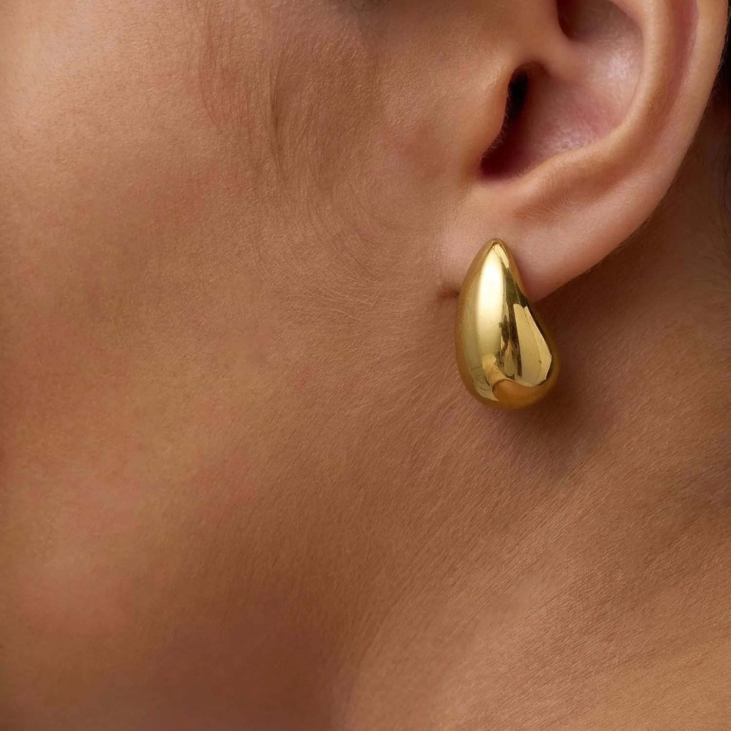 14K Gold Filled Gold Hoop Earrings for Women, S925 Sterling Silver Post Chunky Gold Hoop Earrings for Women, Dainty Lightweight Hoop Earrings