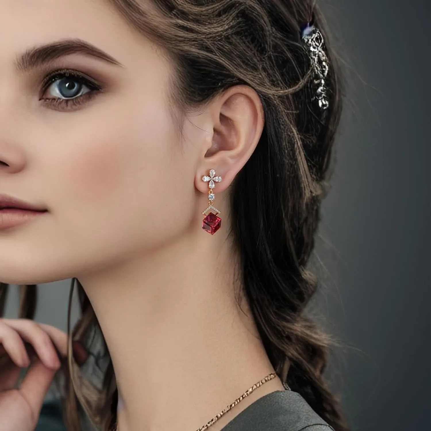 Austrian Crystal Dangle Earrings for Women Wedding Earrings18K Gold Plated Hypoallergenic Cubic Zirconia Flower Earrings for Brides Bridesmaids Prom Gift