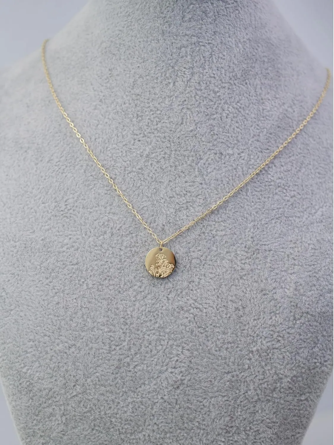 Birth Flower Necklace, Gold Plated Floral Pendant Necklaces for Women, Simple Dainty Birth Month Flower Necklace, Birthday Jewelry for Women - 12 Month