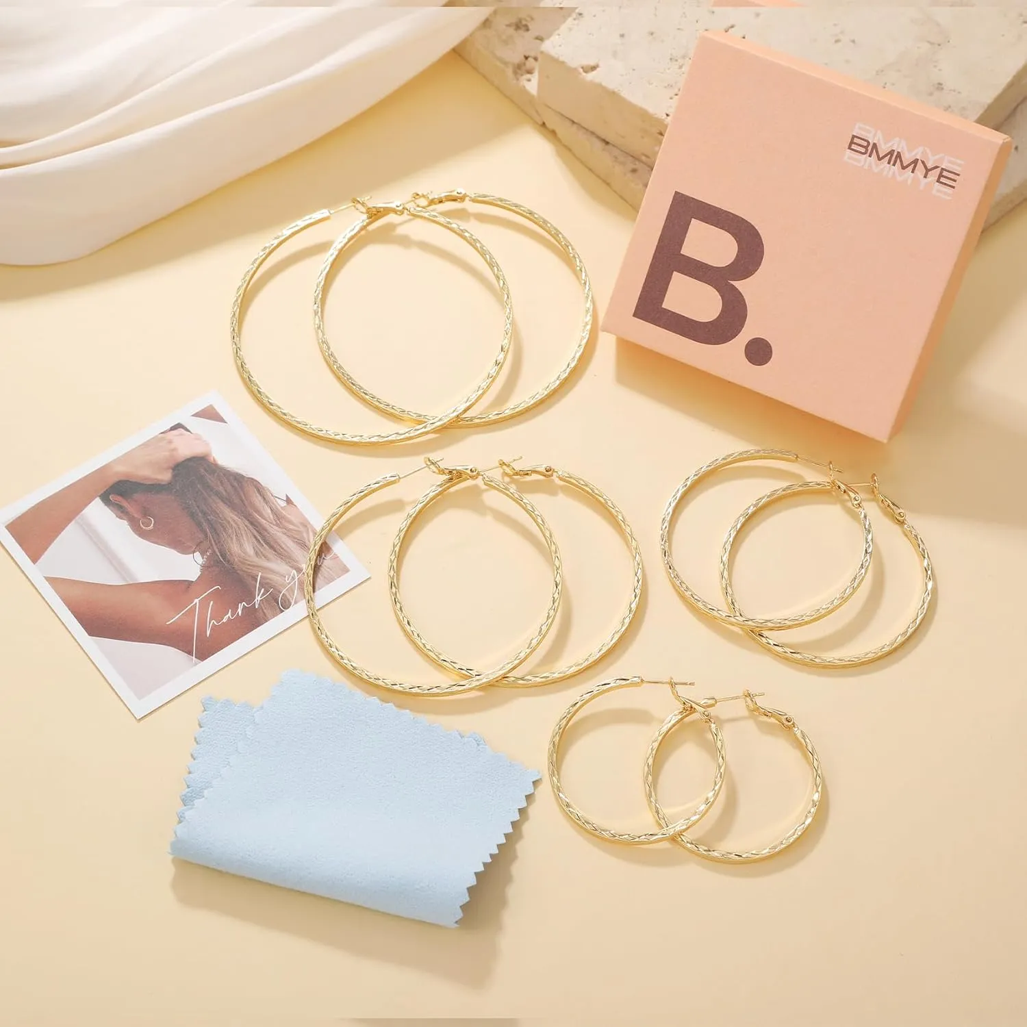BMMYE Gold Hoop Earrings for Women Lightweight 14K Gold Plated Earrings Hypoallergenic Earrings Big Hoop Earrings for Women 40/50/60/70MM