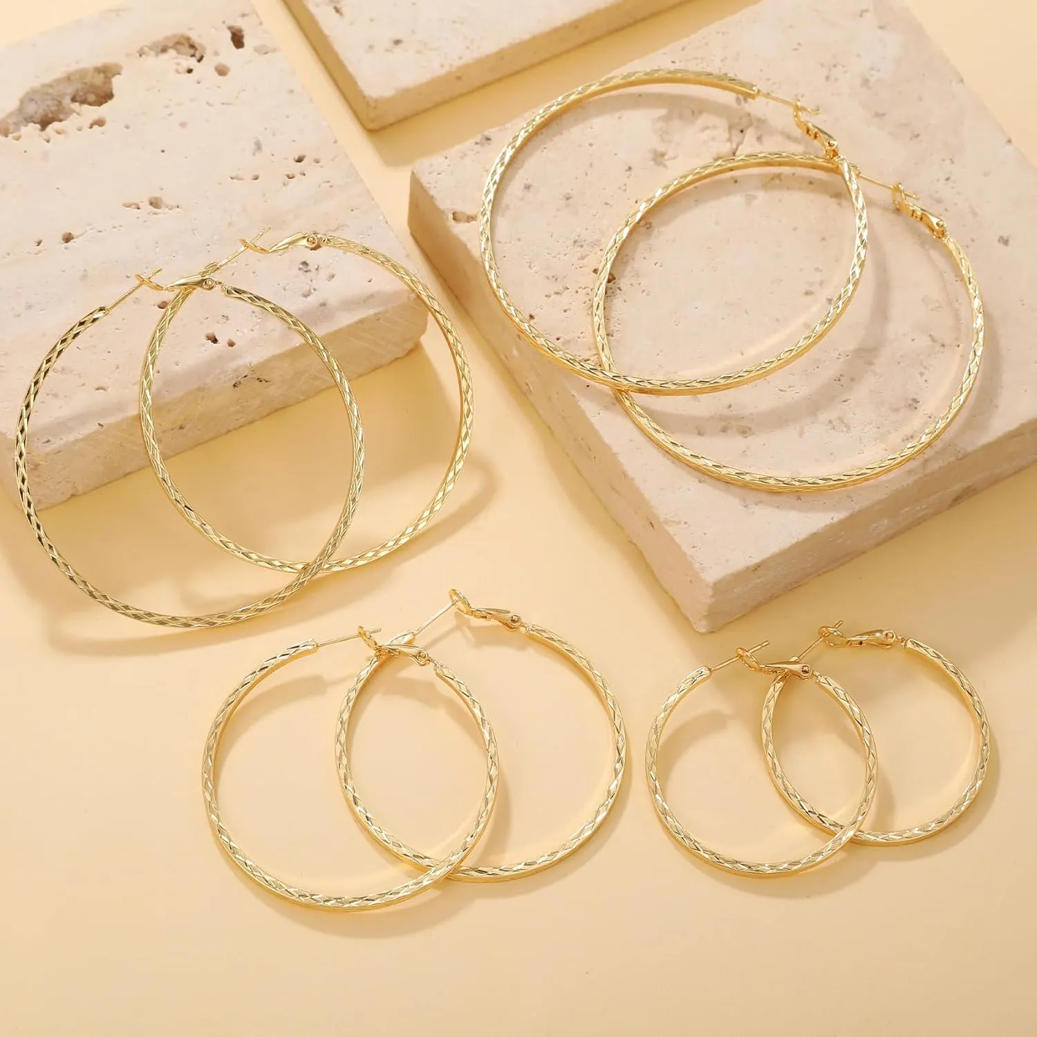 BMMYE Gold Hoop Earrings for Women Lightweight 14K Gold Plated Earrings Hypoallergenic Earrings Big Hoop Earrings for Women 40/50/60/70MM