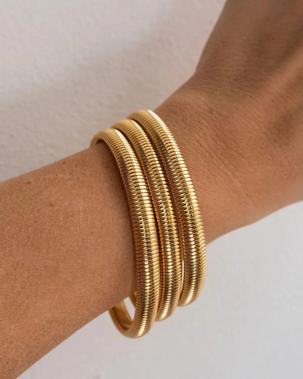 CONRAN KREMIX Gold Chunky Bangle Waterproof Bracelets for Women 14K Real Gold Filled Stainless Steel Bracelet Non Tarnish Trendy Jewelry