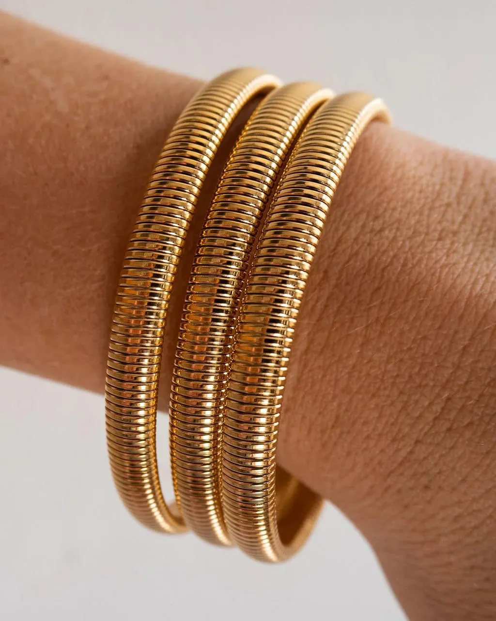 CONRAN KREMIX Gold Chunky Bangle Waterproof Bracelets for Women 14K Real Gold Filled Stainless Steel Bracelet Non Tarnish Trendy Jewelry