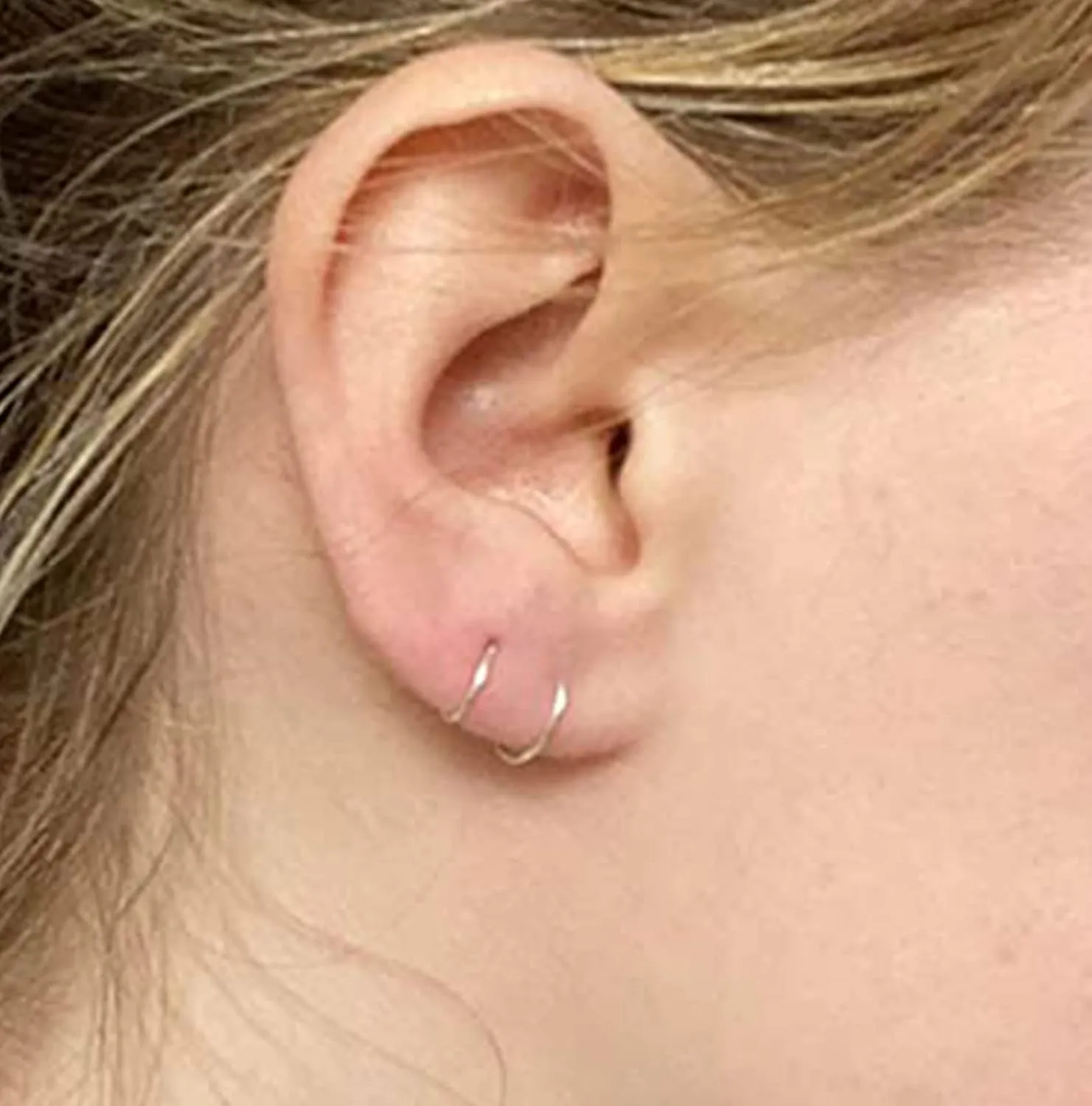 Double Nose Ring for Single Piercing Stainless Steel Left and Right Double Hoop Nose Ring Spiral Nose Hoops for Women Men