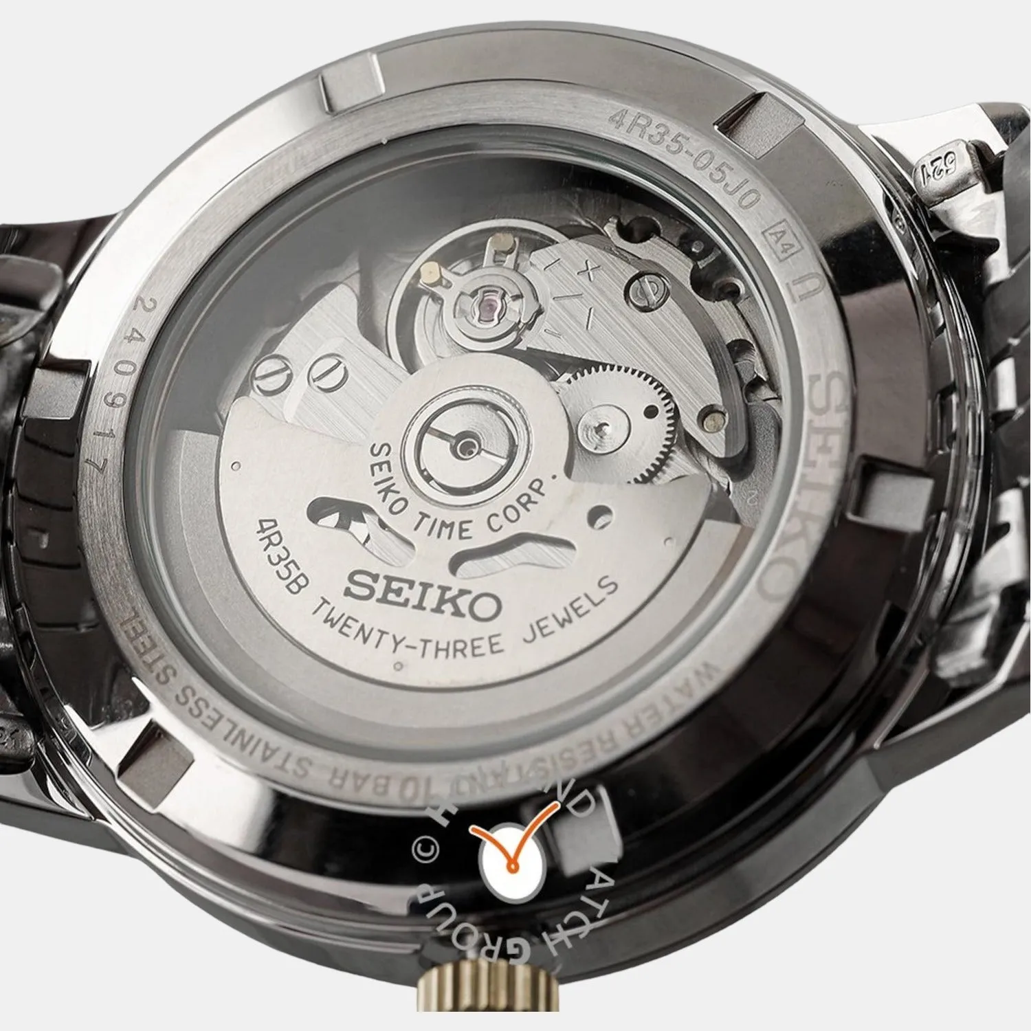 Dress Men's White Analog Stainless Steel Watch SRPH92K1