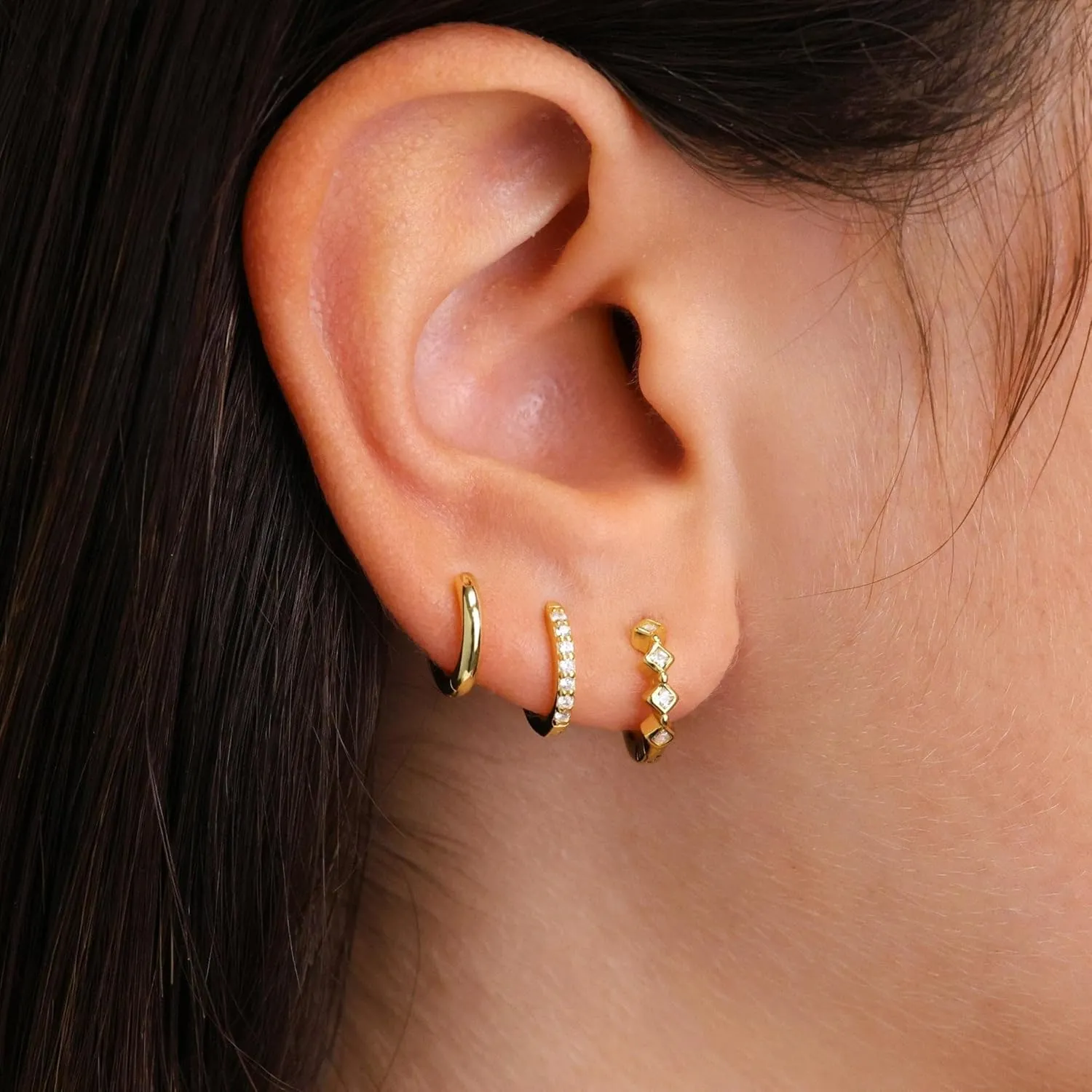 Gold Earrings for Women, 14k Gold Plated Earring Stack Hypoallergenic Pearl Drop Earring Dainty Gold Earrings for Women Trendy Cute Small Huggie Hoop Earring Fashion Womens Jewelry