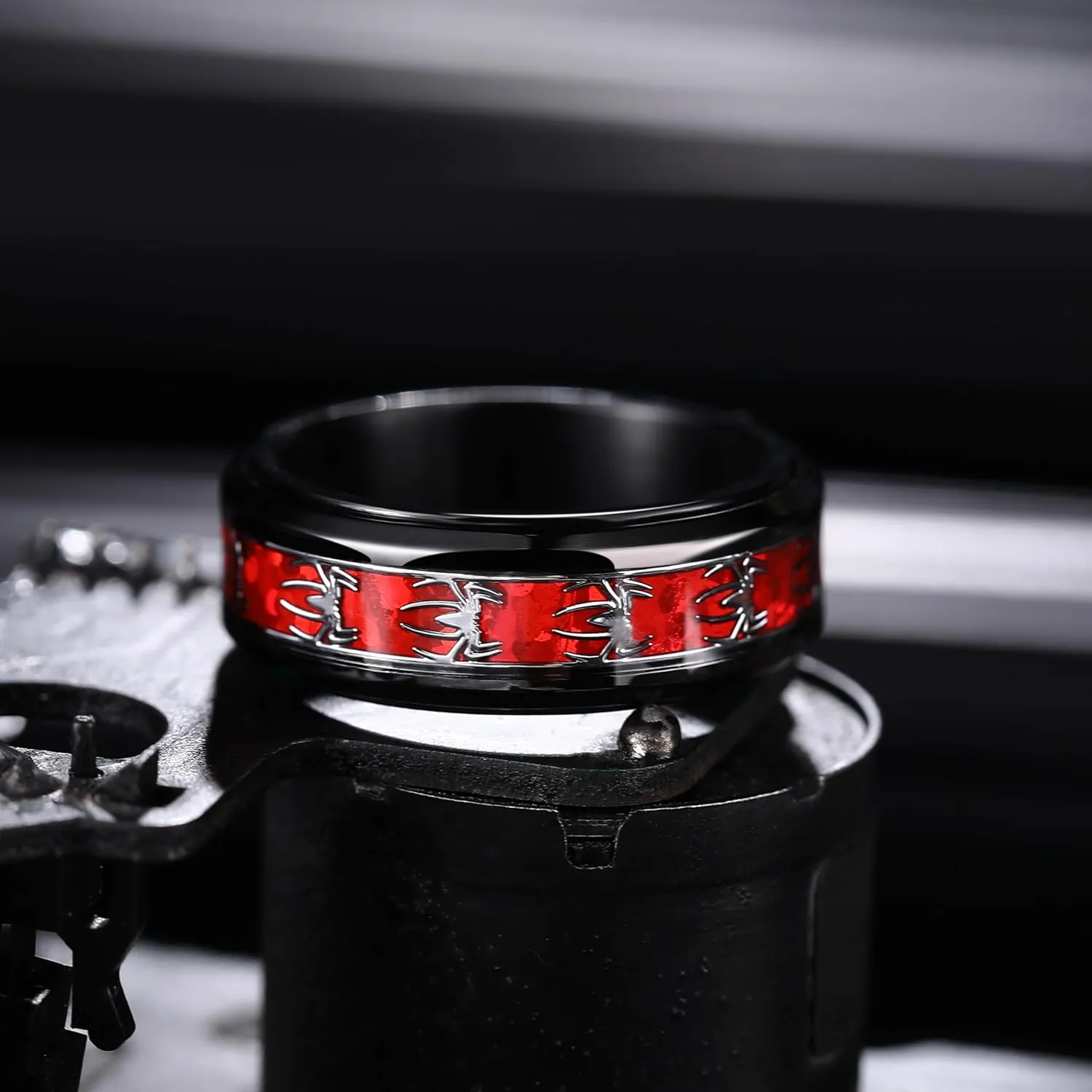 King Will Spinner Ring for Men Red Skull Rings Black Plated Stainless Steel Wedding Ring 8mm Width Mens Jewelry Size 7-14
