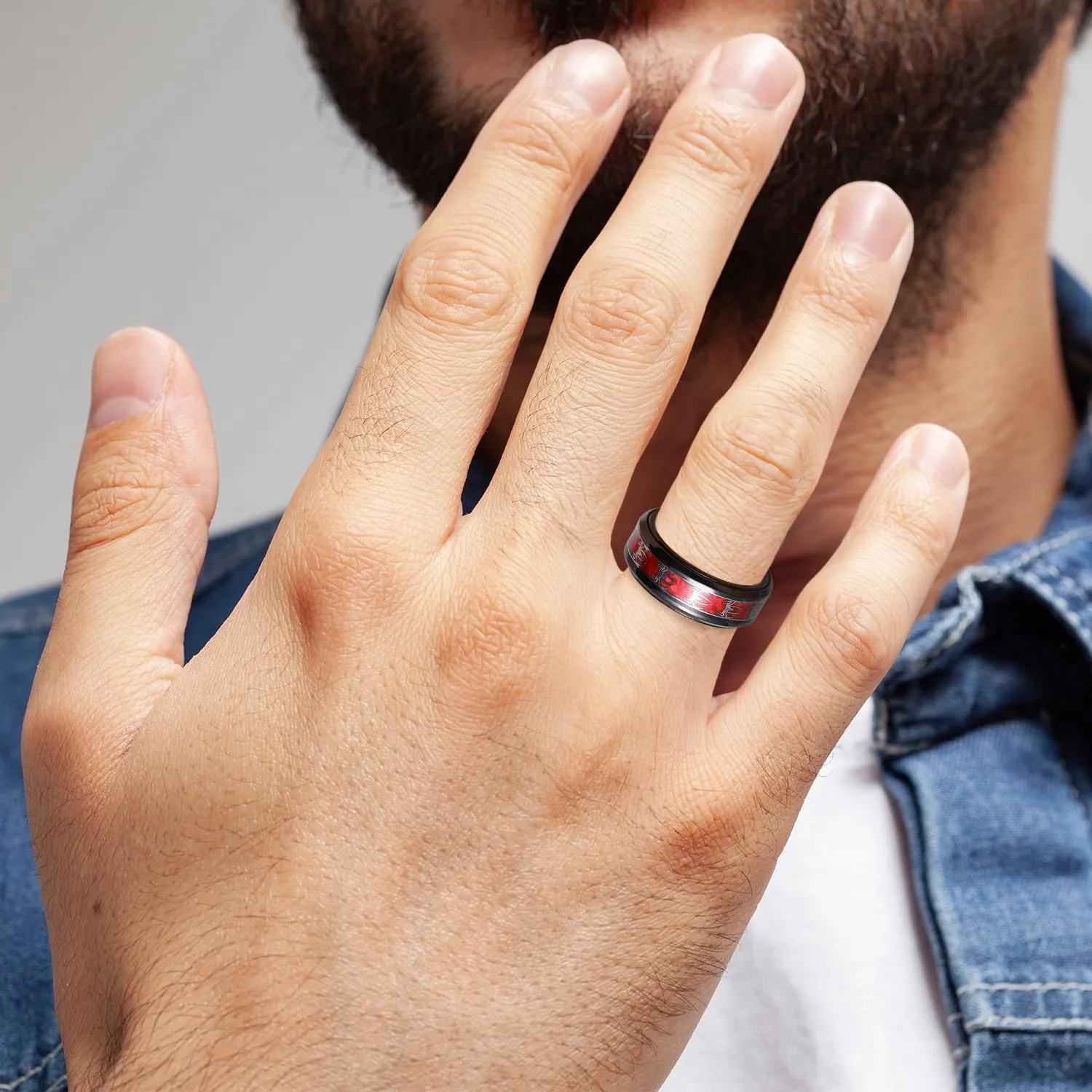 King Will Spinner Ring for Men Red Skull Rings Black Plated Stainless Steel Wedding Ring 8mm Width Mens Jewelry Size 7-14