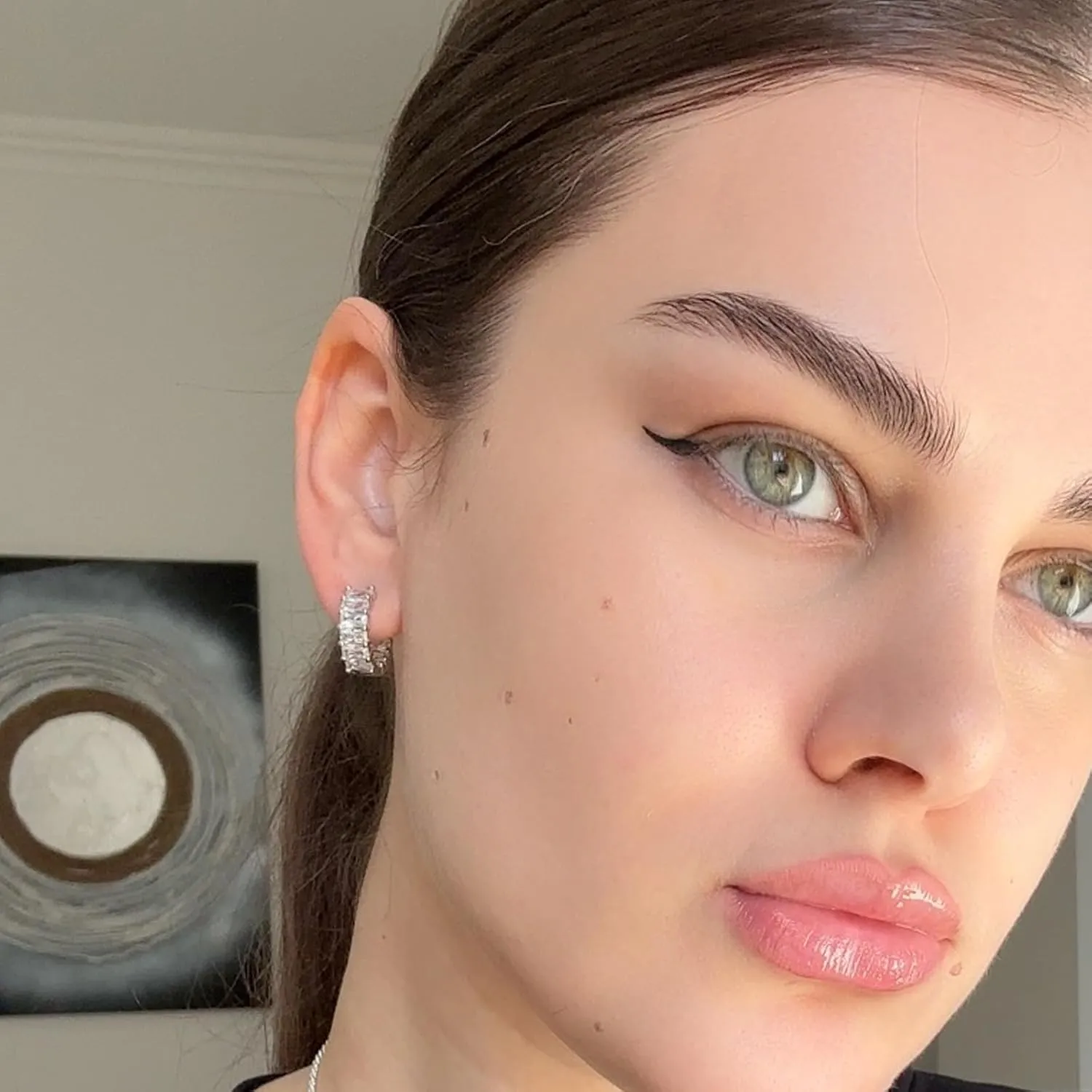 Milan Chiva 14K Gold Hoop Earrings for Women, Plated Chunky Earrings Lightweight Glitter Sparkle Huggie Dainty Hypoallergenic Hoop Earrings for Womens Jewelry