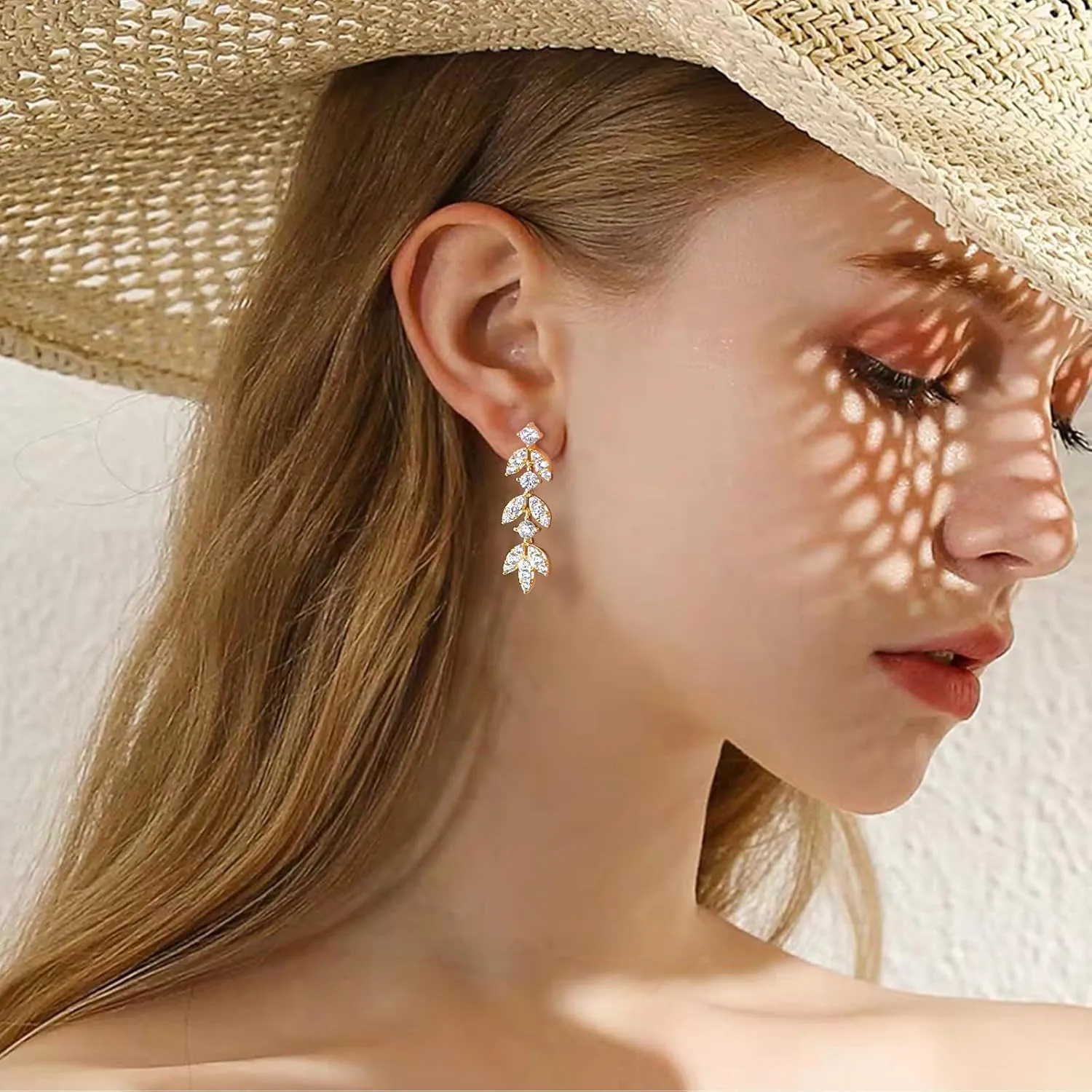Moissanite Drop Dangle Earrings for Women, 925 Sterling Silver Imitation-diamond Leaf-Shape Earring Hypoallergenic Jewelry Christmas Birthday Gifts with Jewelry Box Packed
