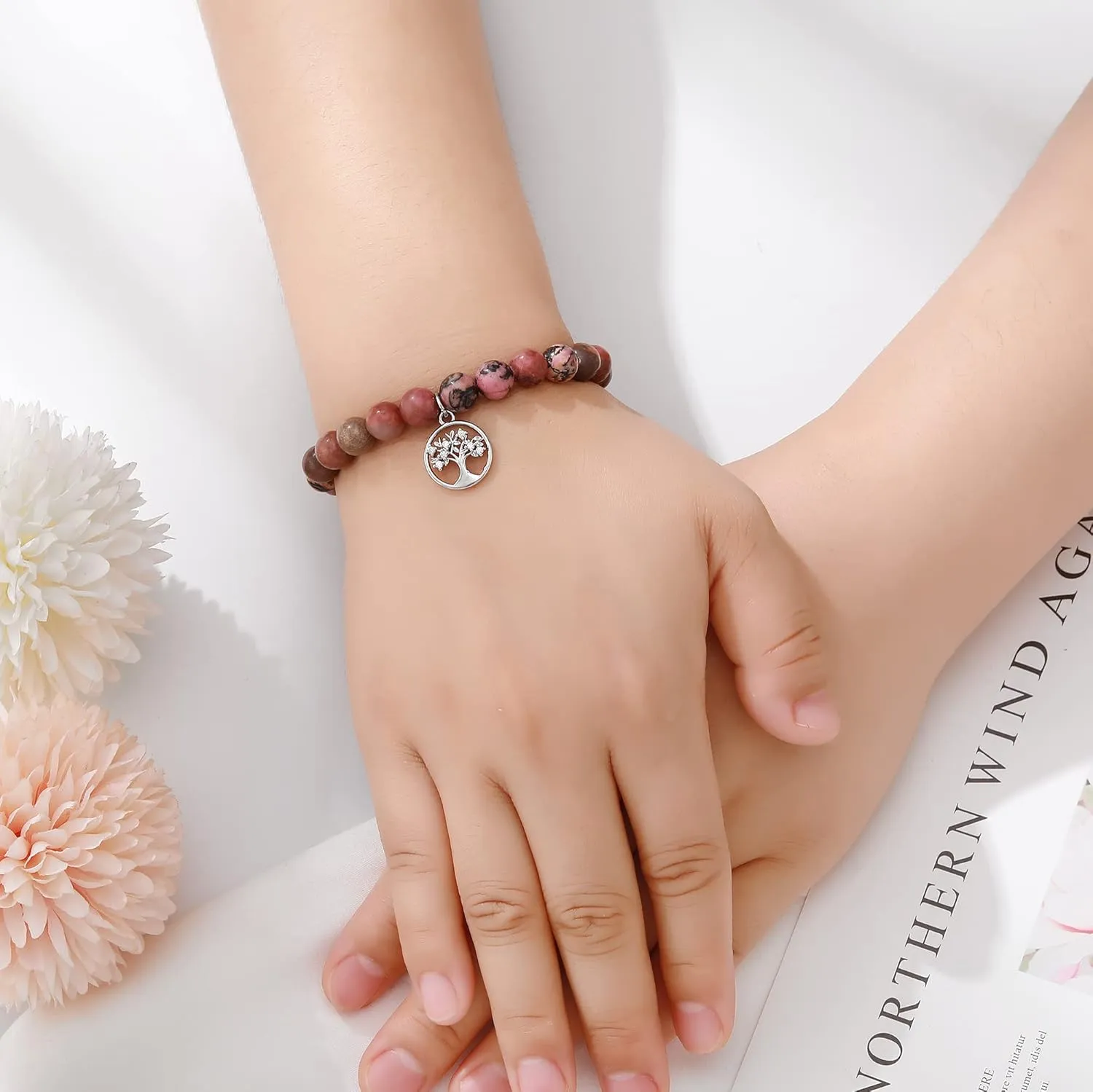 QWNHONEY Mothers Day Gift for Grandma Mom Mother in Law Sister in Law Bonus mom Granny Nana Valentine's Day Birthday Anniversary Pink Red Natural Stone Tree of Life Bracelet