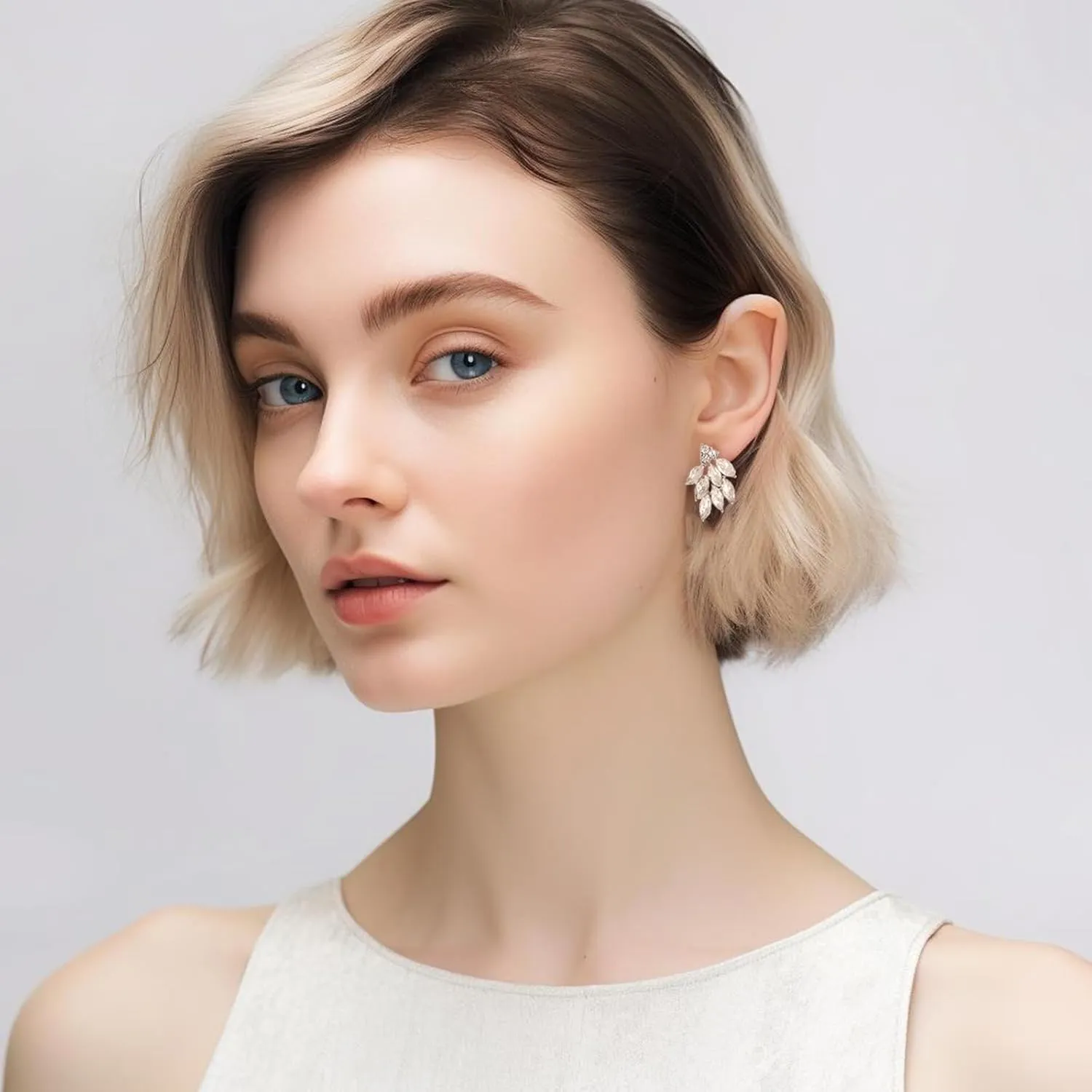 Rhinestone Stud Earrings for Women Small Dainty Crystal Cluster Drop Earrings for Girls Cute Costume Jewelry for Bridal Wedding Party Gift