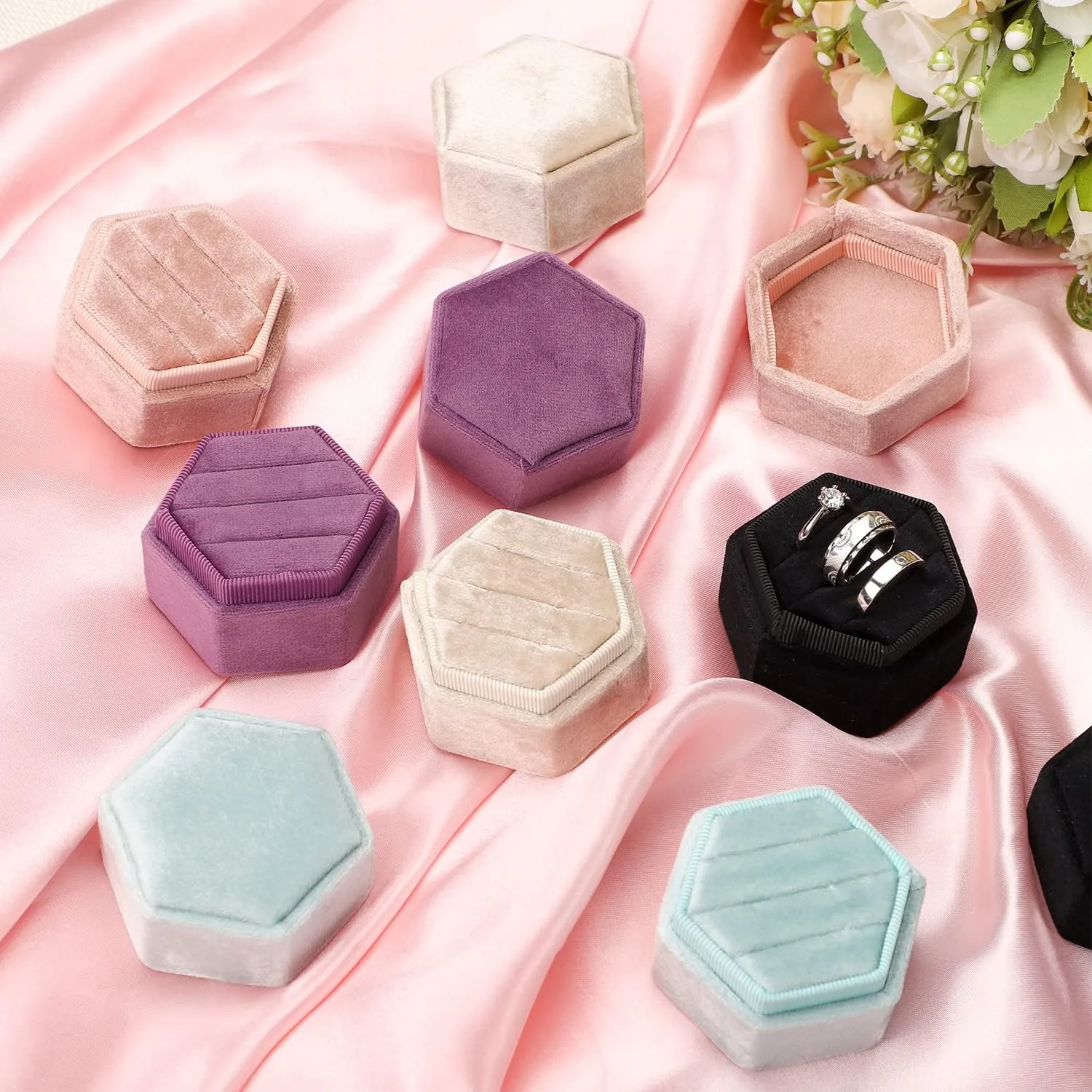 WantGor Velvet Jewelry Ring Box, 3 Slots Hexagon Ring Gift Box Vintage Ring Display Holder Case for Wedding Ceremony Proposal Engagement (Black, 3 Slots)
