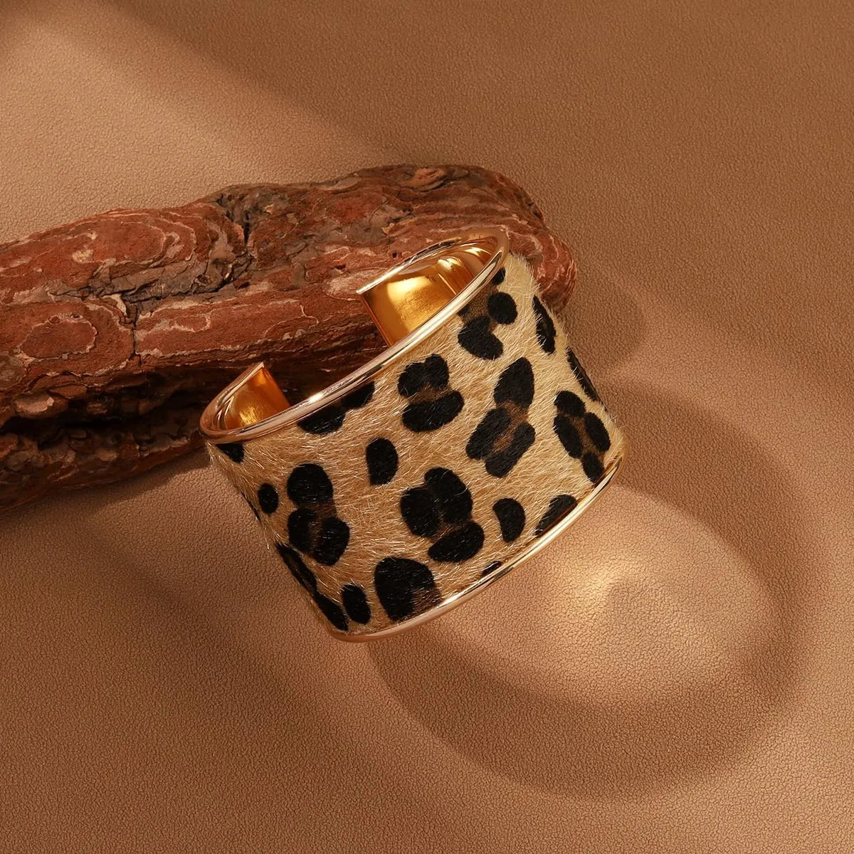 Wild Leopard Cuff Bracelet Gold Open Bangle Bracelets for Women Fashion Jewelry